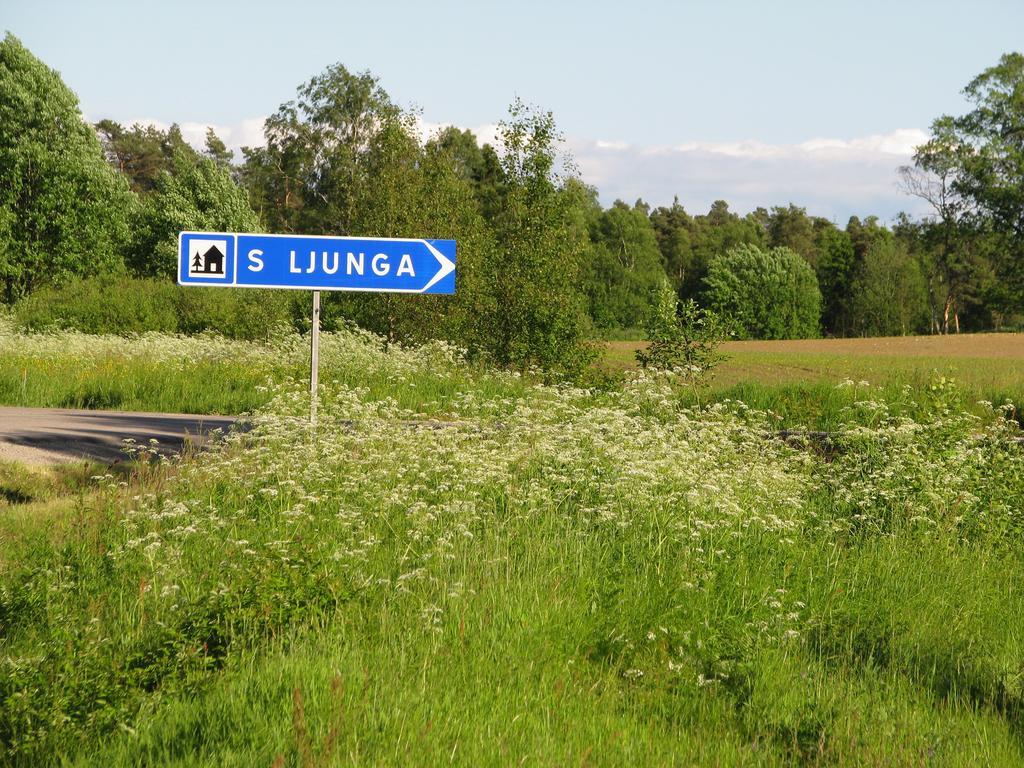 Soedra Ljunga Vandrarhem Юнгбю Экстерьер фото